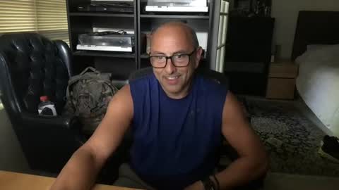 daddy vegas  for single women and couples here online show from June 25, 1:57 am