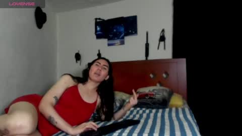 69blackwhite online show from June 18, 1:44 am