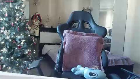 6_dream_9 online show from July 10, 8:41 am