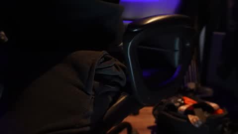 7fivecedge online show from December 15, 4:19 am