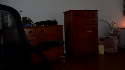 8inch_blessed online show from December 2, 4:27 pm