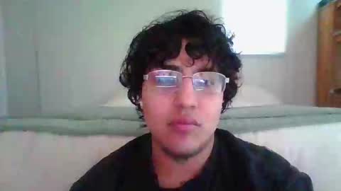 Snapshot of 99_butterfly_boy99 chatting on December 23, 7:09 pm Butterfly boy online show from December 23, 7:09 pm