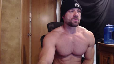 9 fat inches online show from December 13, 8:58 pm