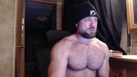 9 fat inches online show from February 6, 4:10 am