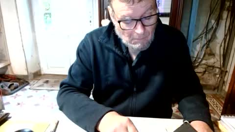 _123_voyeur_ online show from December 23, 10:54 am