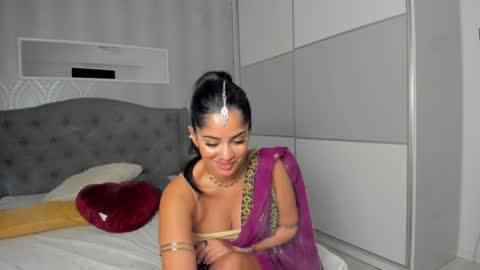 Adelle online show from October 4, 5:22 pm