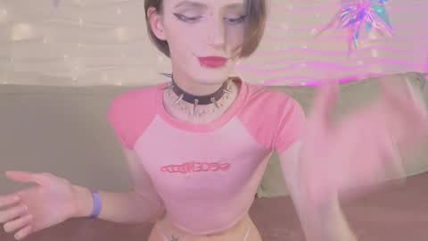 adrian online show from December 17, 5:25 am