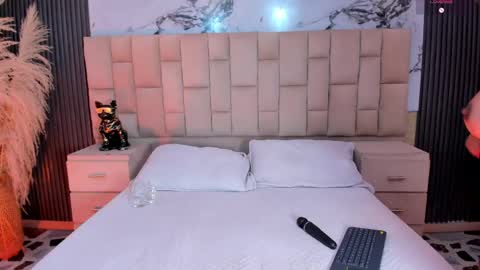 Agatha online show from March 8, 2:15 am