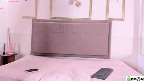 alisson online show from April 29, 3:17 pm