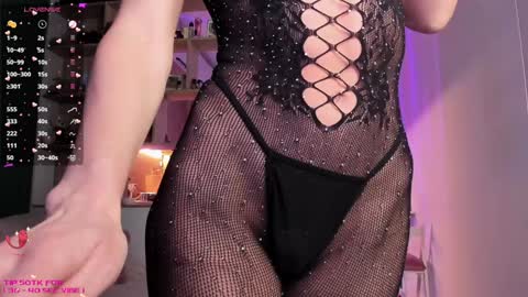 Mia online show from January 10, 12:58 pm