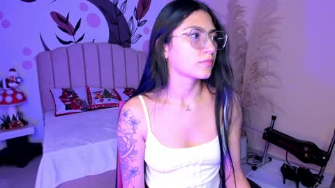 Allondra  online show from December 23, 11:39 pm