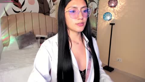 Allondra  online show from January 22, 4:34 am