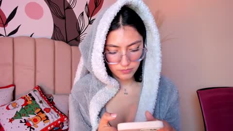 Allondra  online show from January 7, 2:53 am