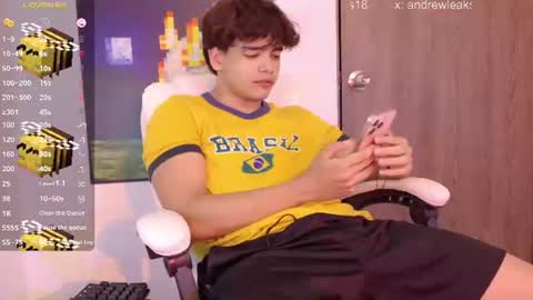 _an_drew18 online show from July 12, 1:25 pm