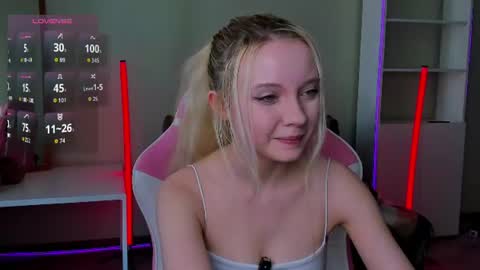 Emily online show from June 19, 3:56 am