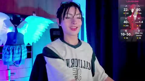 Angell Dustt  online show from June 25, 9:31 pm