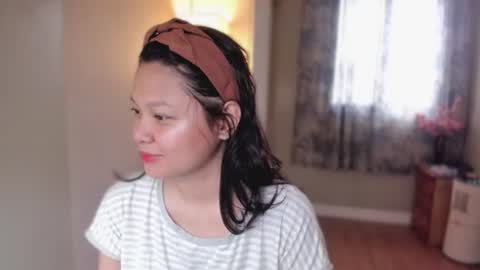 annie . online show from June 22, 3:25 am
