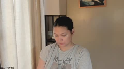 annie . online show from July 27, 3:48 am