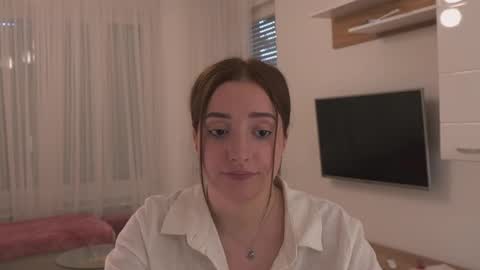 Anna online show from April 29, 11:59 am