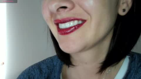 antonia online show from October 15, 2:18 pm