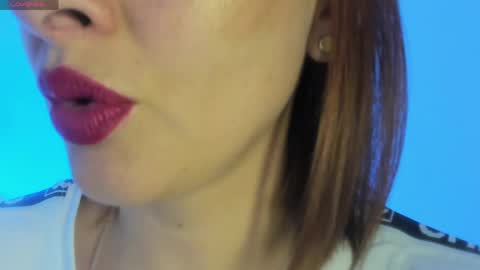 antonia online show from May 3, 3:51 pm