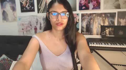 Ariana online show from November 5, 3:47 pm