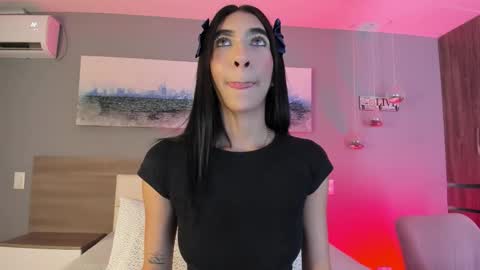 Ashly online show from October 29, 8:09 pm