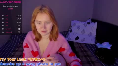 hello im Lira online show from January 3, 9:57 pm