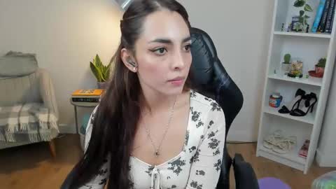 Bella Evans online show from October 23, 6:48 am