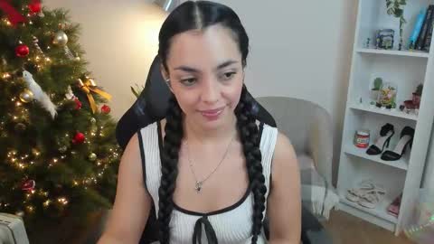 Bella Evans online show from December 3, 6:03 am