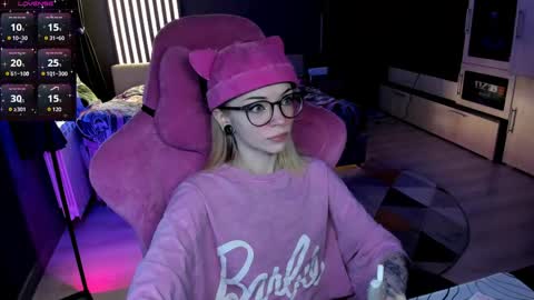 Olivia Subscribe to my Fansly -   online show from May 2, 1:44 am
