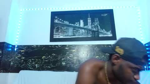 Snapshot of _black_stallion chatting on September 26, 3:58 am Andrew online show from September 26, 3:58 am