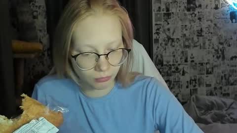 Merlizz online show from November 6, 2:36 am