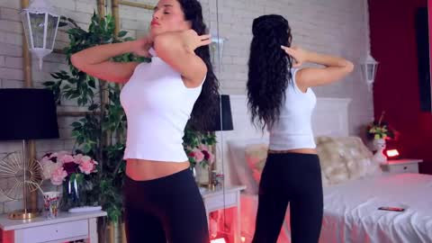 _carlawhite_ online show from April 27, 3:37 am
