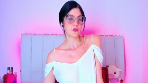 Carolina  online show from July 23, 4:04 pm