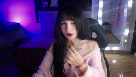 _charlotte_collins_ online show from March 8, 2:32 pm