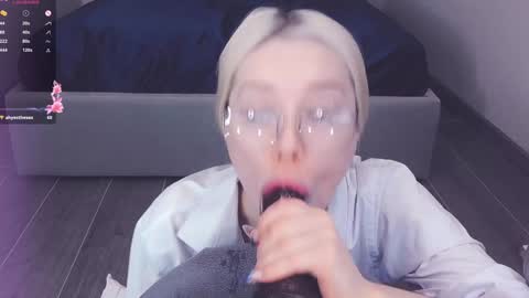 Snapshot of _chatur_babe chatting on January 25, 2:25 pm Angelina online show from January 25, 2:25 pm