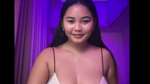 _chelle69xx online show from April 6, 12:28 pm