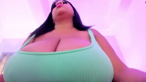 _ciara_benet_ online show from May 24, 4:24 pm