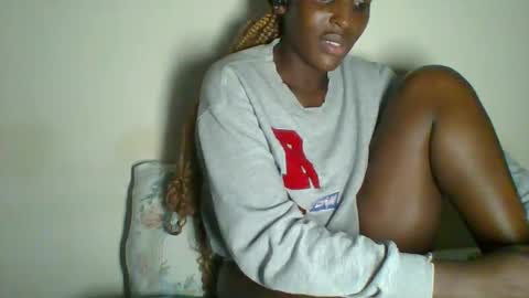 clara online show from February 24, 6:36 pm