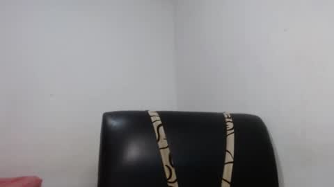  crissgex  online show from May 26, 4:40 am