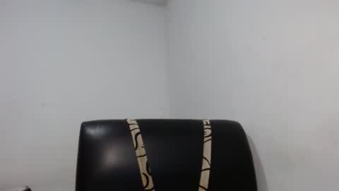  crissgex  online show from April 28, 2:38 am