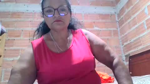 Snapshot of _cristal09 chatting on October 16, 11:21 am _cristal09 online show from October 16, 11:21 am