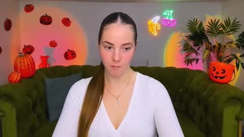 Erika online show from November 7, 1:57 pm