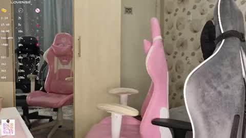 _cute_ice online show from June 22, 8:44 am