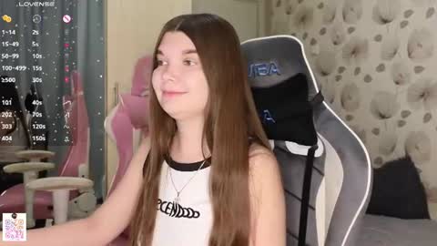 _cute_ice online show from July 1, 7:28 am