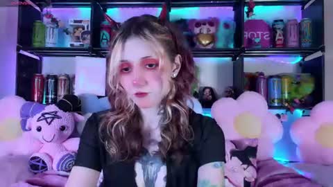 Kate online show from July 26, 8:50 pm