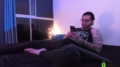  -         online show from April 27, 4:43 am