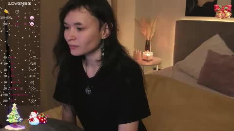 _emily__strike_ online show from December 21, 10:21 am