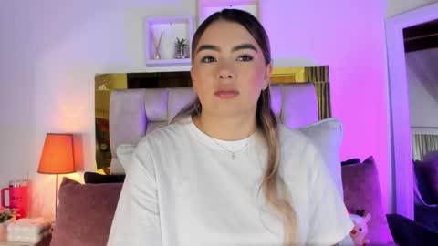 Isabella online show from November 25, 12:15 pm